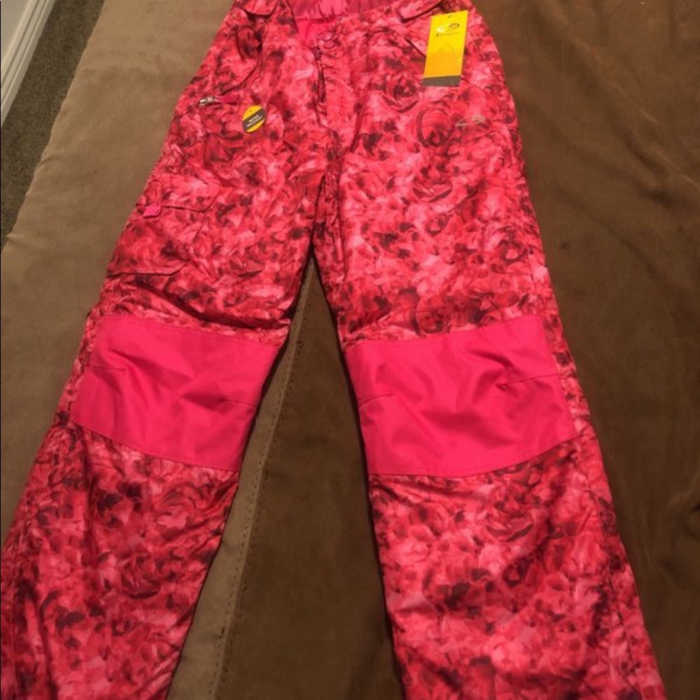 Snow pants. Girls xl fit like women’s small